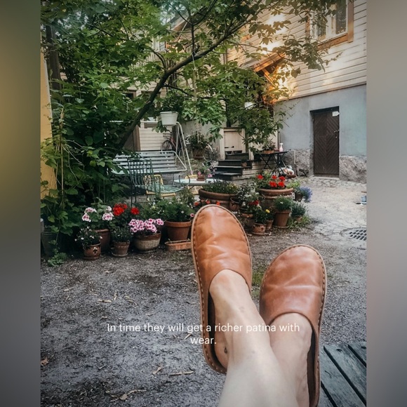 VIBAE Roma Leather Fawn Tan Unisex Outdoor Slipper Slide Women’s size 9 Men’s 6 - Picture 3 of 12